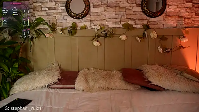 RossemaryRain online show from 1, 12, 2025