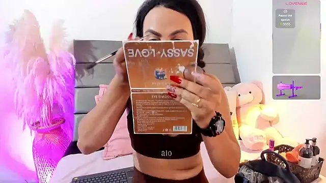 Julieta Coopeer  online show from 29, 3, 2026