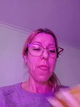 blondyruby online show from 9, 2, 2026