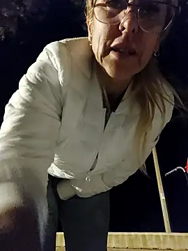 blondyruby online show from 9, 1, 2026