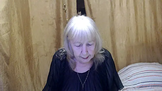 Snapshot of _Estelitta_5 chatting on 22, 2, 2025 Estelitta 5 online show from 22, 2, 2025