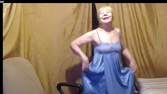 Snapshot of _Estelitta_5 chatting on 4, 12, 2025 Estelitta 5 online show from 4, 12, 2025