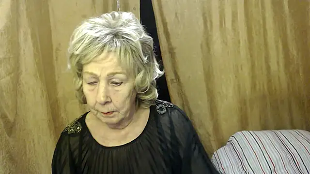 Snapshot of _Estelitta_5 chatting on 18, 2, 2025 Estelitta 5 online show from 18, 2, 2025