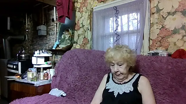  Estelitta 5 online show from 18, 12, 2025