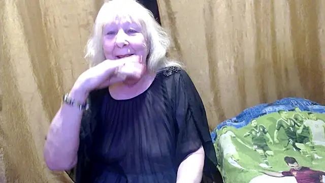Snapshot of _Estelitta_5 chatting on 7, 2, 2025 Estelitta 5 online show from 7, 2, 2025