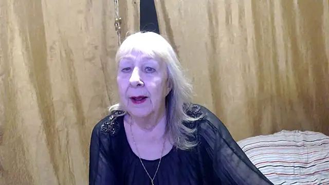 Snapshot of _Estelitta_5 chatting on 26, 2, 2025 Estelitta 5 online show from 26, 2, 2025