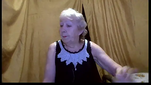  Estelitta 5 online show from 15, 2, 2026