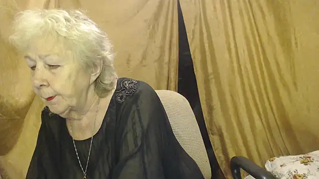  Estelitta 5 online show from 6, 2, 2026