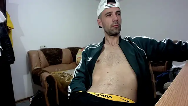 I like older menn online show from 13, 3, 2026