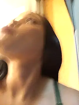 CaramelKady online show from 6, 10, 2025