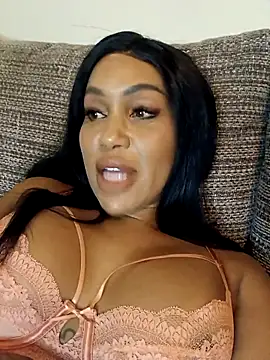 Snapshot of CaramelKady chatting on 9, 10, 2025 CaramelKady online show from 9, 10, 2025