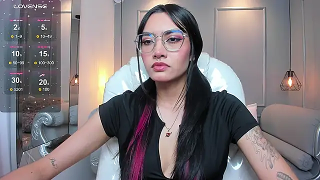 AzuraKindong online show from 13, 11, 2025