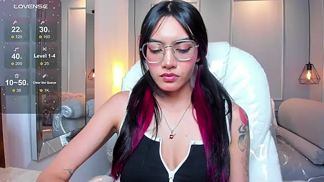 AzuraKindong online show from 19, 11, 2025