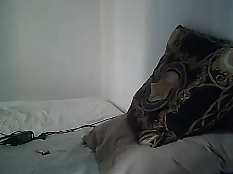 Skater29xx2 online show from 30, 9, 2025