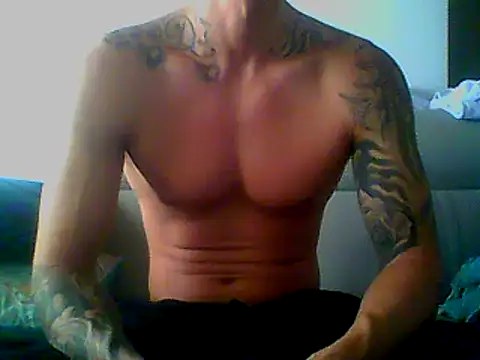 Skater29xx2 online show from 14, 2, 2025