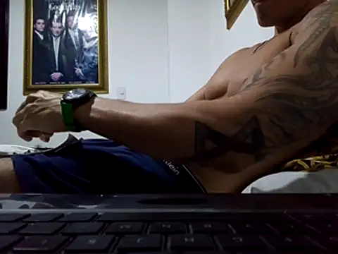 Skater29xx2 online show from 24, 2, 2026