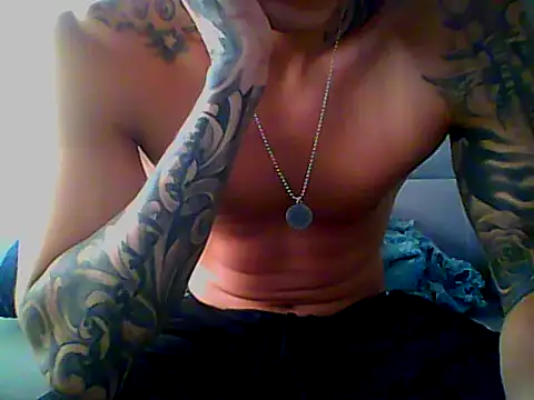 Skater29xx2 online show from 13, 2, 2025