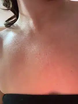 ChristyAdair online show from 22, 4, 2026