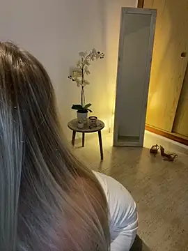 Snapshot of ChristyAdair chatting on 16, 2, 2025 ChristyAdair online show from 16, 2, 2025