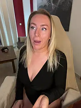 Snapshot of ChristyAdair chatting on 10, 3, 2025 ChristyAdair online show from 10, 3, 2025