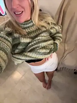 Snapshot of ChristyAdair chatting on 22, 1, 2025 ChristyAdair online show from 22, 1, 2025