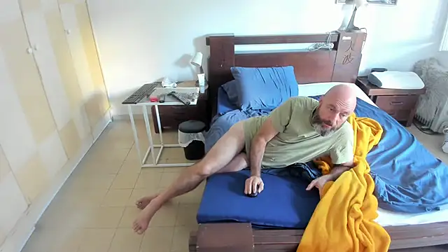 Snapshot of CTPuIITu3 chatting on 26, 10, 2025 CTPuIITu3 online show from 26, 10, 2025