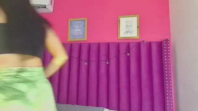 Snapshot of cattaleeyaa chatting on 25, 10, 2025 cattaleeyaa online show from 25, 10, 2025