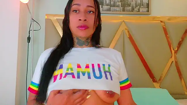 Snapshot of cattaleeyaa chatting on 20, 10, 2025 cattaleeyaa online show from 20, 10, 2025