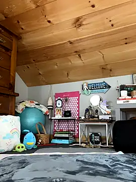 Snapshot of DanaeJustine chatting on 16, 10, 2025 DanaeJustine online show from 16, 10, 2025