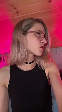 Snapshot of DanaeJustine chatting on 21, 5, 2026 DanaeJustine online show from 21, 5, 2026