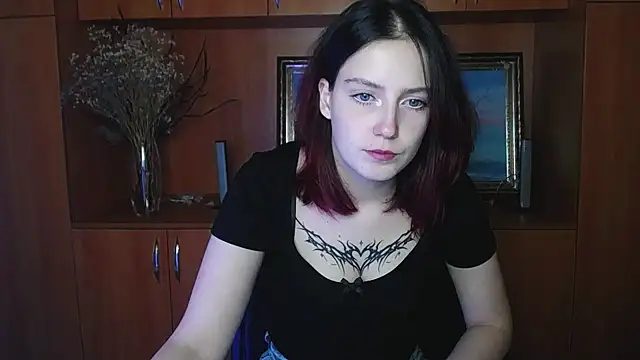 Snapshot of BlueberryDi chatting on 25, 10, 2025 BlueberryDi online show from 25, 10, 2025