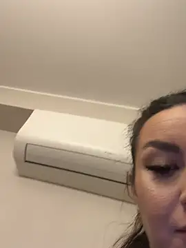 SecretSienna online show from 8, 3, 2026