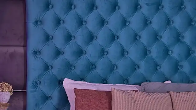 SecretSienna online show from 28, 2, 2026