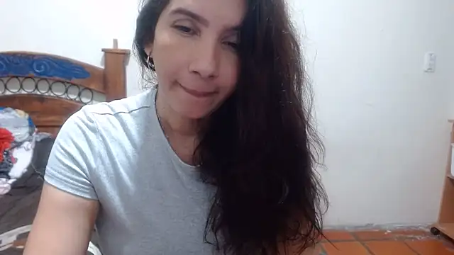Snapshot of Ainhoa-hot chatting on 24, 5, 2026 Ainhoa-hot online show from 24, 5, 2026