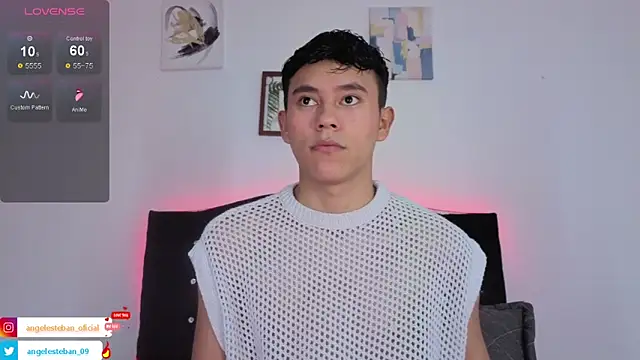 Snapshot of Angel_esteban_fx chatting on 10, 11, 2025 Angel esteban fx online show from 10, 11, 2025