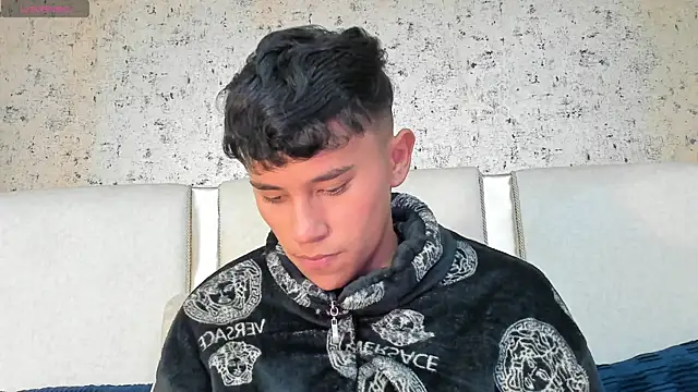 Angel esteban fx online show from 8, 3, 2025