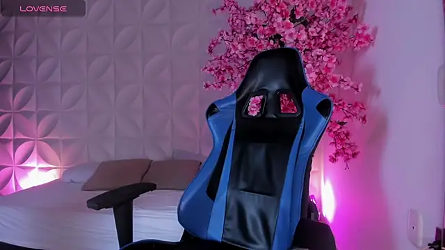 atenea jones online show from 14, 3, 2026