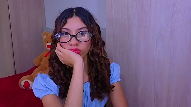 atenea jones online show from 25, 5, 2026