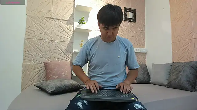 aron alexa online show from 3, 12, 2025