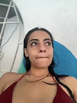 hannacruzsj online show from 5, 12, 2025