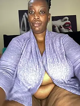 MsWhiteChocolatte online show from 24, 1, 2025