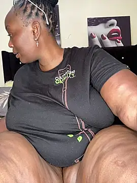 MsWhiteChocolatte online show from 21, 2, 2025