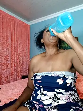 TALLNSEXY48 online show from 17, 2, 2025