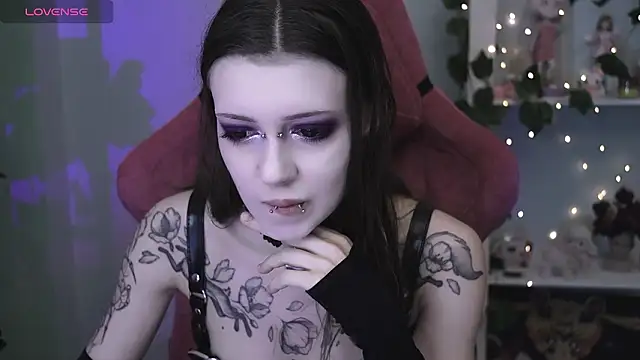 prettybones online show from 28, 3, 2026