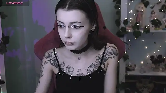 prettybones online show from 4, 6, 2026