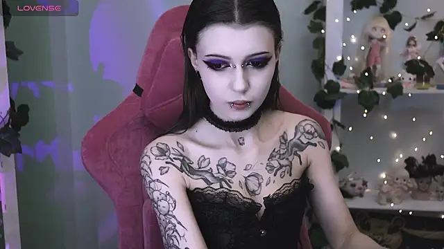 prettybones online show from 29, 5, 2026