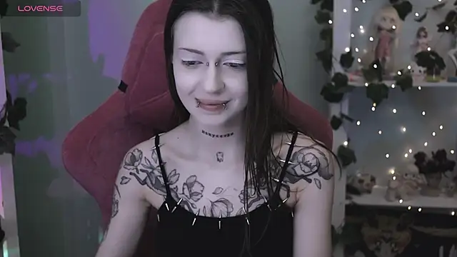 prettybones online show from 3, 6, 2026