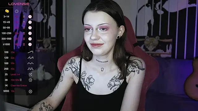 Snapshot of prettybones chatting on 29, 12, 2024 prettybones online show from 29, 12, 2024