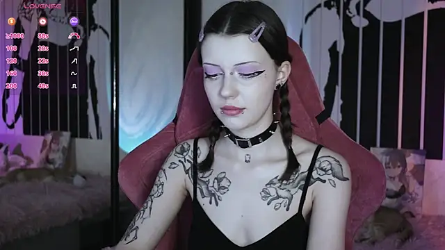Snapshot of prettybones chatting on 27, 2, 2025 prettybones online show from 27, 2, 2025