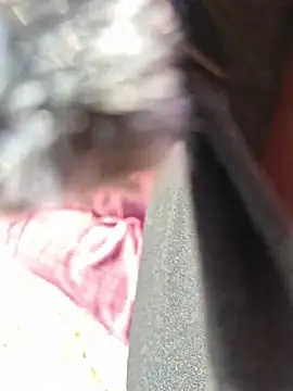 Snapshot of SexyErola27 chatting on 26, 11, 2025 SexyErola27 online show from 26, 11, 2025